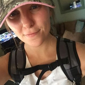 Meet your Posher, Casey